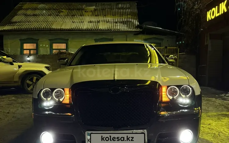 Chrysler 300C 2005 года за 6 000 000 тг. в Алматы