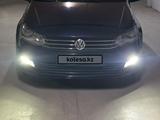 Volkswagen Polo 2016 года за 5 600 000 тг. в Шымкент – фото 2