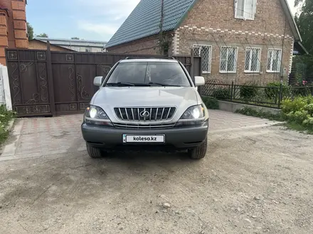 Lexus RX 300 2003 года за 5 500 000 тг. в Усть-Каменогорск – фото 2