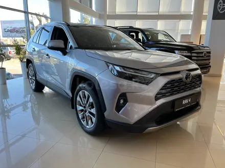 Toyota RAV4 Luxe+ 2025 года за 25 990 000 тг. в Караганда – фото 3