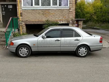 Mercedes-Benz C 280 1994 года за 3 000 000 тг. в Караганда – фото 2