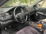 Toyota Camry 2014 годаүшін11 200 000 тг. в Петропавловск – фото 4