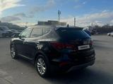 Hyundai Santa Fe 2018 года за 7 500 000 тг. в Астана