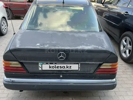 Mercedes-Benz E 230 1991 года за 700 000 тг. в Шымкент – фото 6