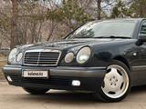 Mercedes-Benz E 200 1997 года за 4 600 000 тг. в Кокшетау – фото 2