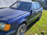 Mercedes-Benz E 230 1993 годаfor550 000 тг. в Талдыкорган – фото 4