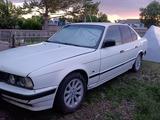 BMW 525 1990 года за 800 000 тг. в Кокшетау – фото 2
