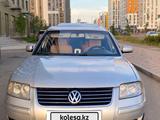 Volkswagen Passat 2005 годаүшін2 450 000 тг. в Астана