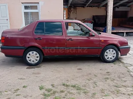 Volkswagen Vento 1992 года за 1 150 000 тг. в Мерке – фото 8