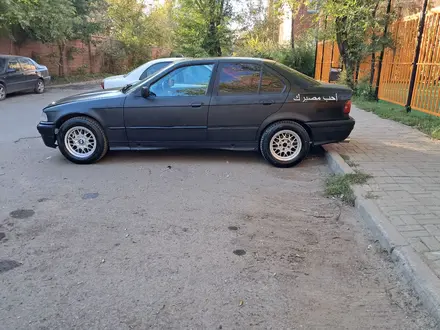 BMW 318 1993 года за 1 000 000 тг. в Астана – фото 5