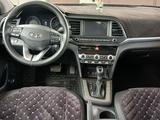 Hyundai Elantra 2020 годаүшін9 800 000 тг. в Шымкент – фото 4