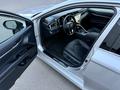 Toyota Camry 2020 года за 13 500 000 тг. в Алматы – фото 12