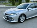 Toyota Camry 2020 года за 13 500 000 тг. в Алматы – фото 4