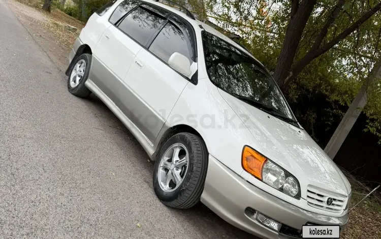 Toyota Ipsum 1997 года за 3 300 000 тг. в Алматы