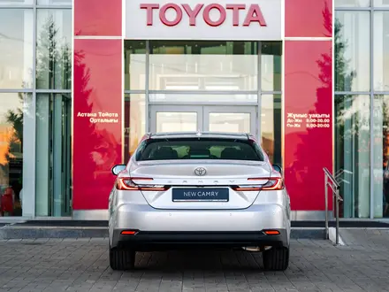 Toyota Camry Luxe 2026 года за 23 190 000 тг. в Астана – фото 4