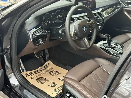 BMW 530 2019 года за 23 500 000 тг. в Алматы – фото 8