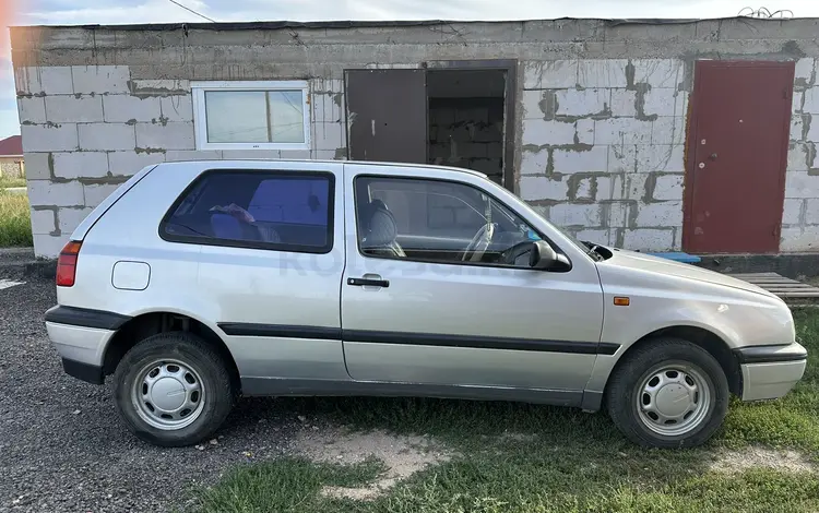 Volkswagen Golf 1993 годаүшін1 650 000 тг. в Астана