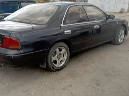 Nissan Bluebird 1994 года за 800 000 тг. в Семей – фото 5