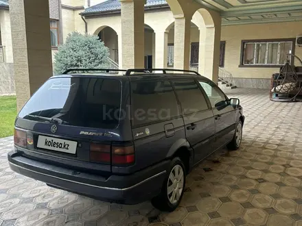 Volkswagen Passat 1993 года за 1 650 000 тг. в Шымкент – фото 10