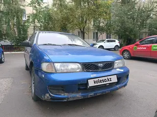 Nissan Almera, 1998