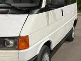 Volkswagen Caravelle 1992 года за 1 250 000 тг. в Караганда – фото 4