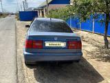 Volkswagen Passat 1995 годаүшін550 000 тг. в Атырау – фото 2