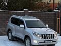 Toyota Land Cruiser Prado 2015 года за 18 000 000 тг. в Уральск