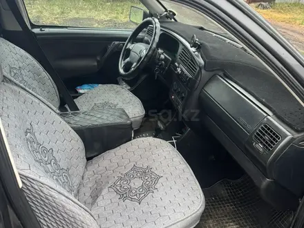 Volkswagen Golf 1994 года за 750 000 тг. в Костанай – фото 7