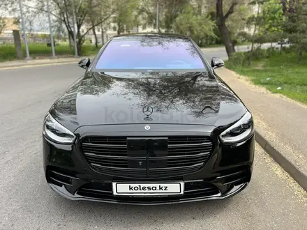 Mercedes-Benz S 500 2021 года за 69 000 000 тг. в Алматы – фото 30