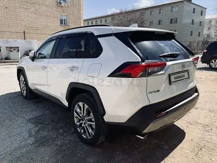 Toyota RAV4 2021 года за 17 200 000 тг. в Астана – фото 4