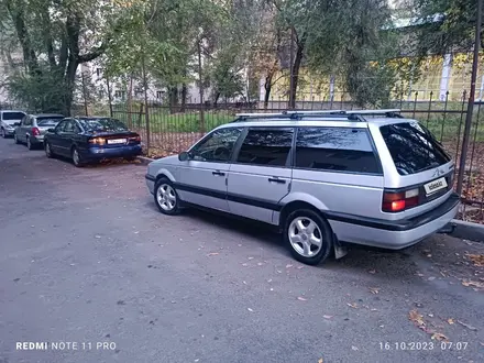 Volkswagen Passat 1993 года за 2 200 000 тг. в Ленгер – фото 2