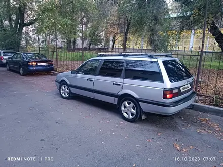 Volkswagen Passat 1993 года за 2 200 000 тг. в Ленгер – фото 9