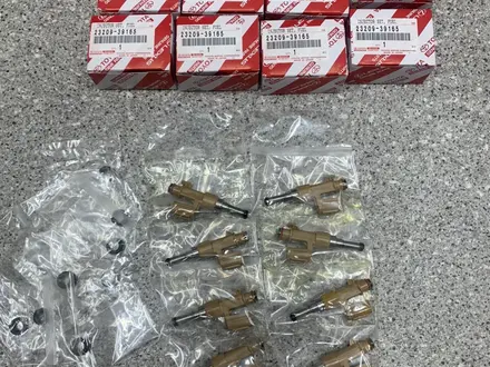 23209-39165 Топливная форсунка двигателей UR за 55 000 тг. в Алматы