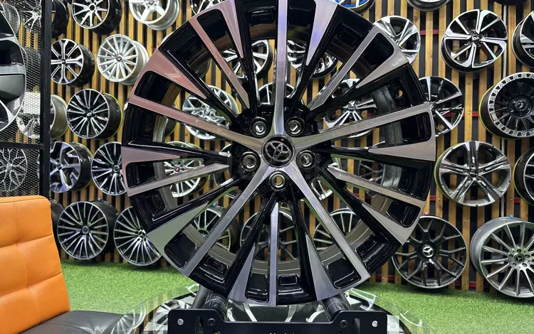 Комплект дисков Toyota Lexus R-20*5*114.3 в наличии Astana за 357 000 тг. в Астана