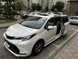 Toyota Sienna 2021 года за 24 200 000 тг. в Алматы