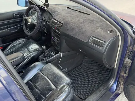Volkswagen Golf 2000 года за 2 100 000 тг. в Караганда – фото 7