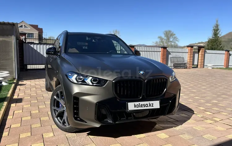BMW X5 2025 года за 67 000 000 тг. в Усть-Каменогорск
