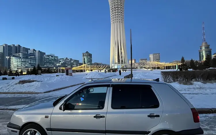 Volkswagen Golf 1993 года за 2 200 000 тг. в Астана