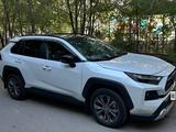 Toyota RAV4 2024 годаүшін14 500 000 тг. в Караганда