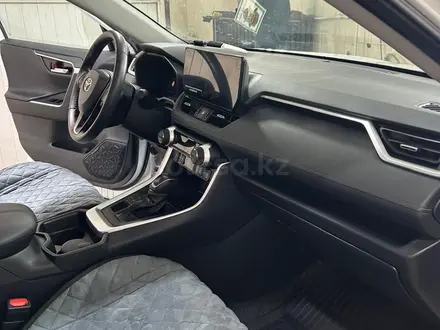 Toyota RAV4 2024 года за 14 500 000 тг. в Караганда – фото 8