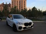 BMW X5 2022 года за 52 000 000 тг. в Астана – фото 2