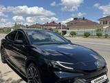Toyota Camry 2024 года за 21 800 000 тг. в Астана – фото 2