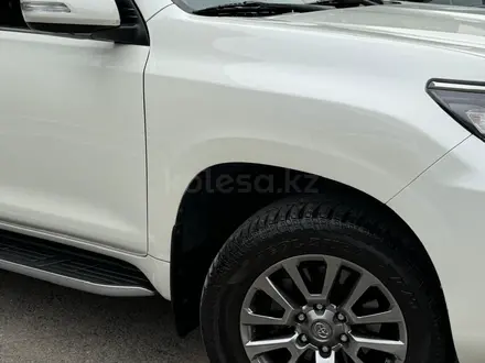 Toyota Land Cruiser Prado 2017 года за 28 000 000 тг. в Алматы – фото 29
