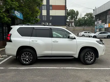 Toyota Land Cruiser Prado 2017 года за 28 000 000 тг. в Алматы – фото 30