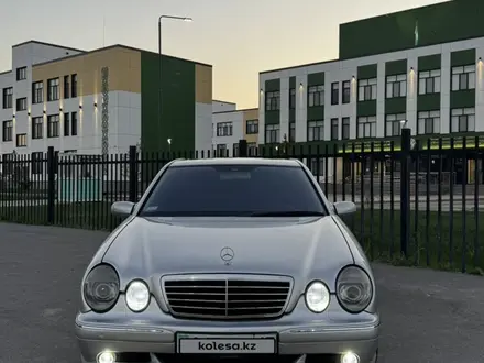 Mercedes-Benz E 320 2002 года за 7 500 000 тг. в Шымкент – фото 2