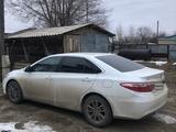 Toyota Camry 2017 года за 6 500 000 тг. в Актобе – фото 4