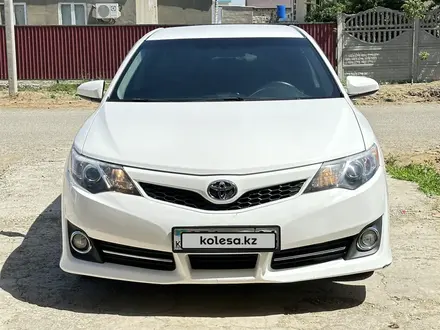 Toyota Camry 2013 года за 8 500 000 тг. в Атырау