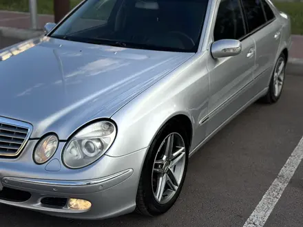 Mercedes-Benz E 240 2002 года за 4 450 000 тг. в Караганда – фото 17