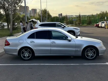 Mercedes-Benz E 240 2002 года за 4 450 000 тг. в Караганда – фото 32