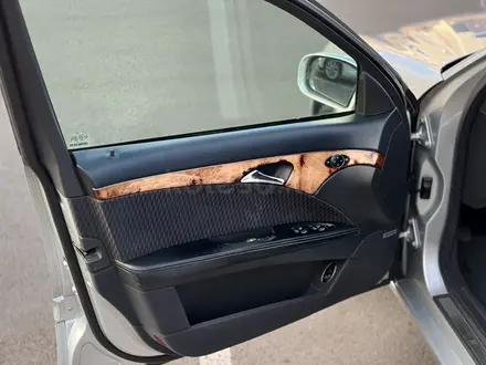 Mercedes-Benz E 240 2002 года за 4 450 000 тг. в Караганда – фото 43